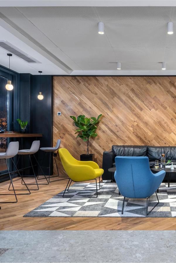 Hotel Tim'S سكوبجي المظهر الخارجي الصورة